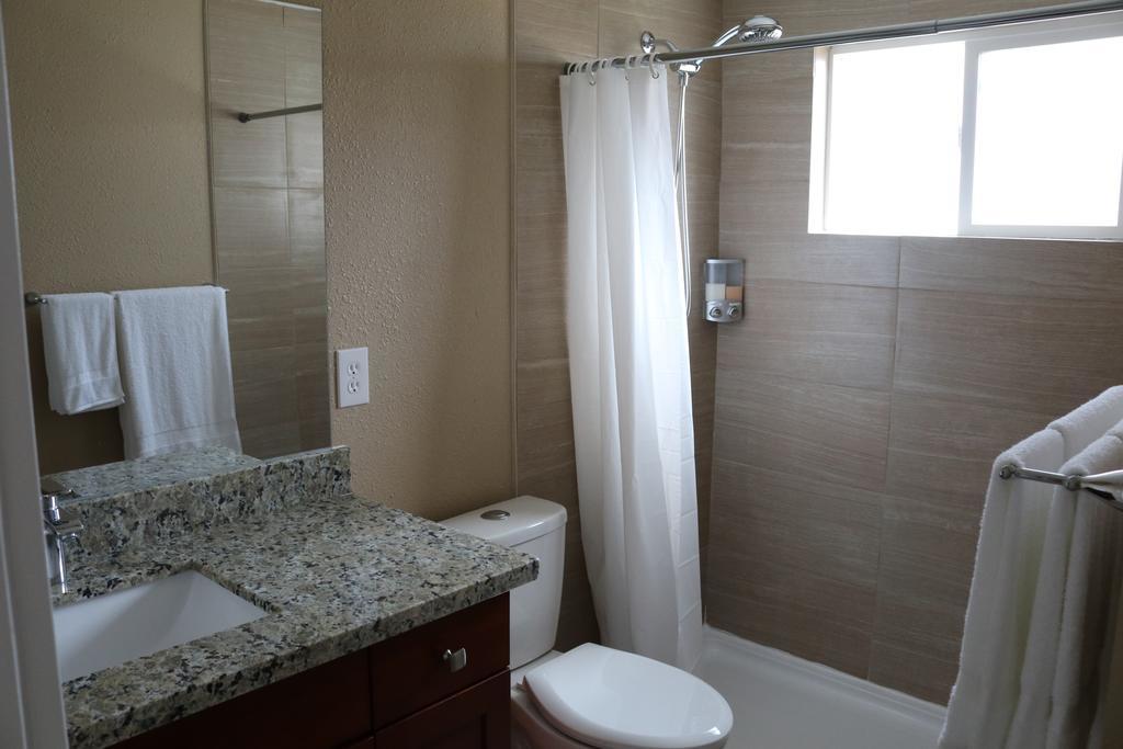 Quiet, Clean And Comfortable Room Seattle Bagian luar foto