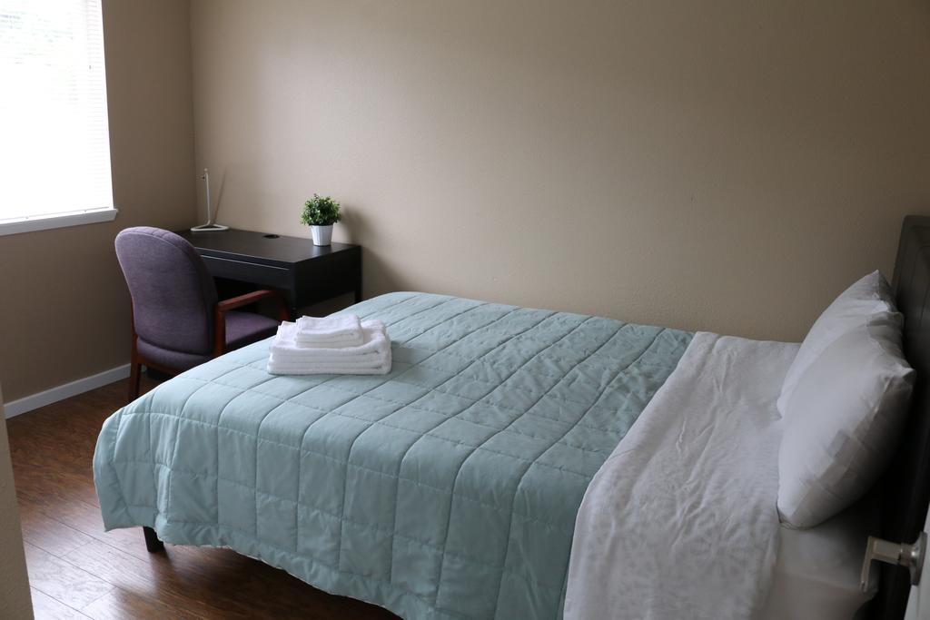 Quiet, Clean And Comfortable Room Seattle Bagian luar foto